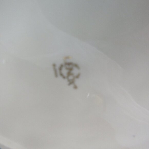 LENOX PORCELAIN SKIING CUTE SNOWMAN LARGE FIGURINE - Picture 10 of 12